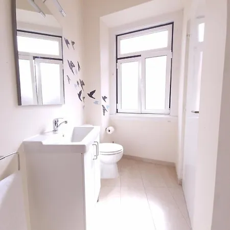 New! Cozy In The Center * Lisboa