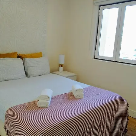 New! Cozy In The Center Lägenhet